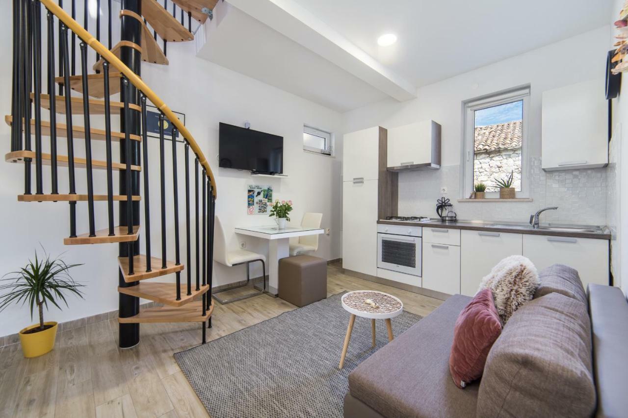Studio Apartment Finta Rogotin Εξωτερικό φωτογραφία